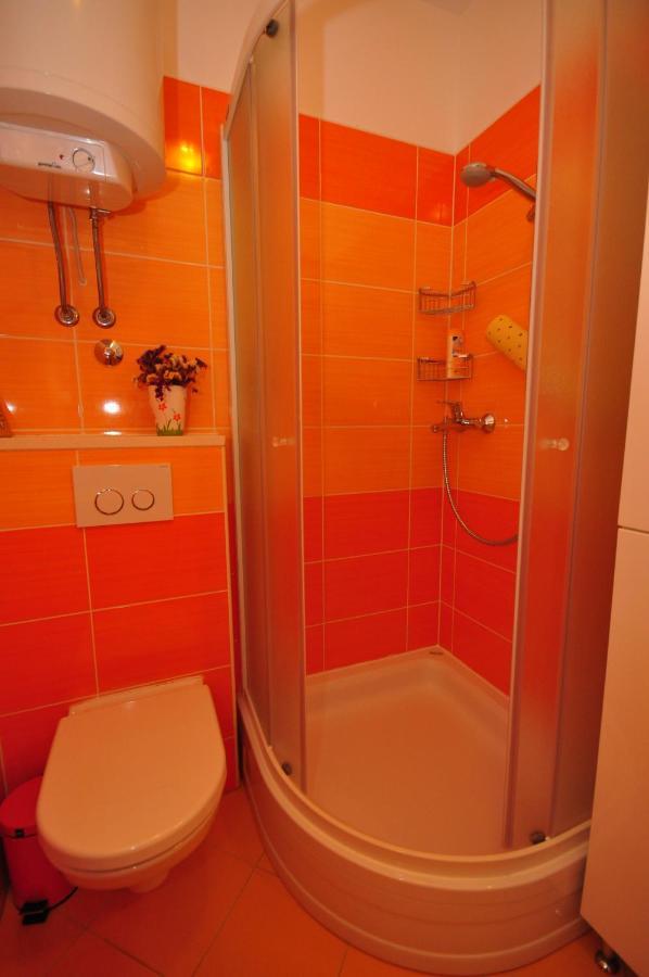 Apartament Tri Palme Prvic Sepurine Zewnętrze zdjęcie