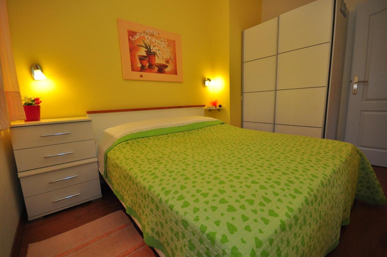 Apartament Tri Palme Prvic Sepurine Zewnętrze zdjęcie