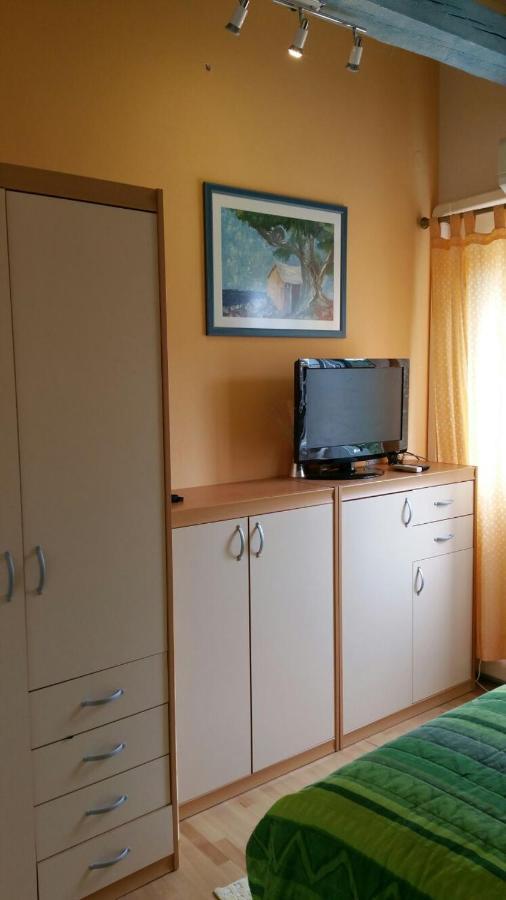 Apartament Tri Palme Prvic Sepurine Zewnętrze zdjęcie