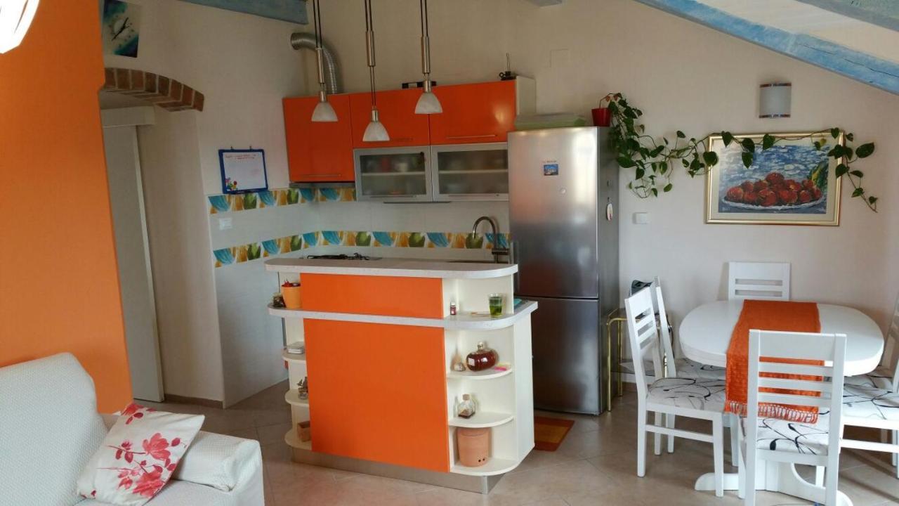 Apartament Tri Palme Prvic Sepurine Zewnętrze zdjęcie