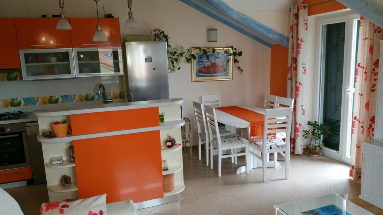 Apartament Tri Palme Prvic Sepurine Zewnętrze zdjęcie